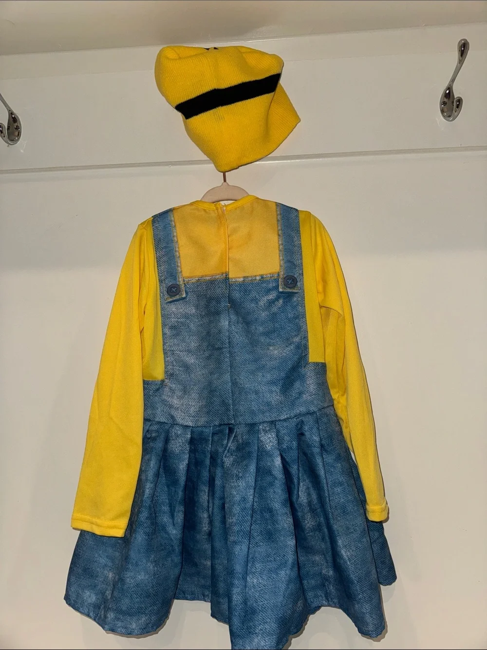Minions Despicable Me Costume Dress with Beanie Hat